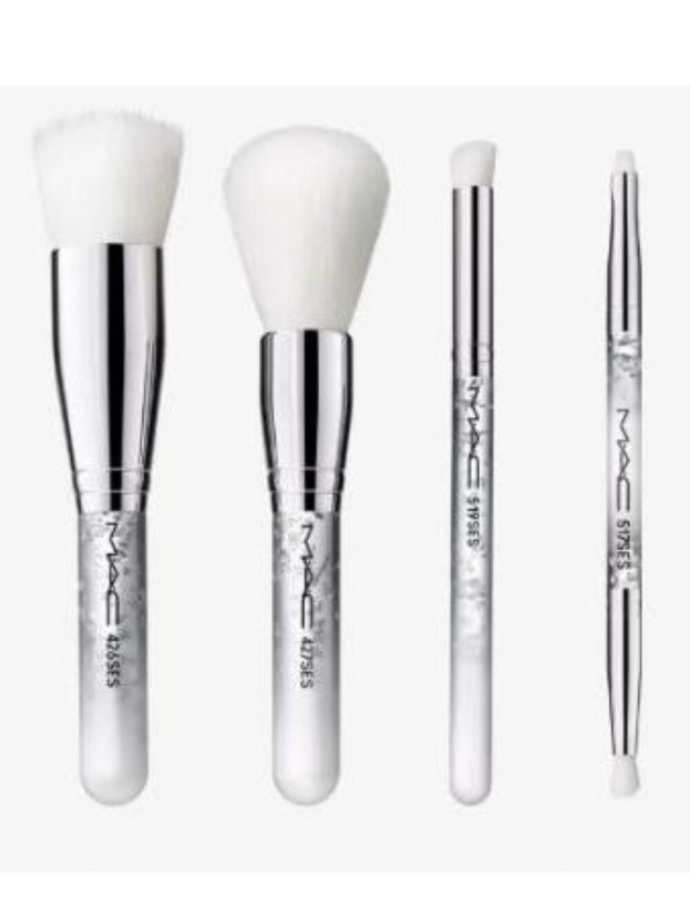 MAC Brush Of Snow Essential Brush Kit - Picture 2 of 6